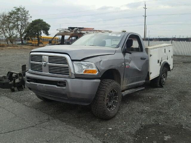 3D7LT2EL0BG590904 - 2011 DODGE RAM 2500 SILVER photo 2