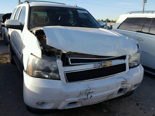 1GNSCAE08BR274616 - 2011 CHEVROLET TAHOE C150 WHITE photo 9