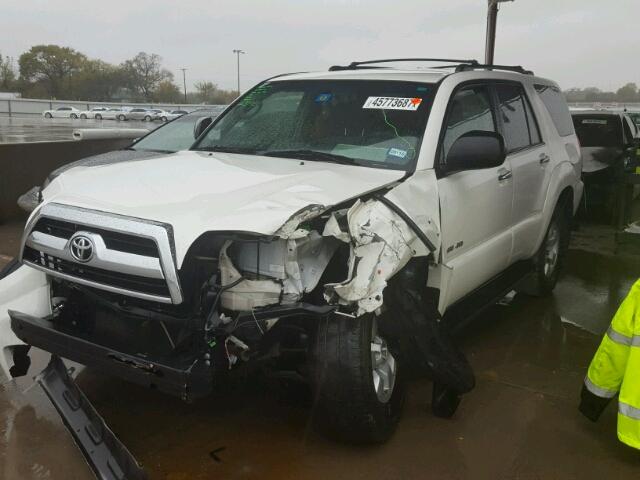 JTEBU14R89K035667 - 2009 TOYOTA 4RUNNER SR WHITE photo 2