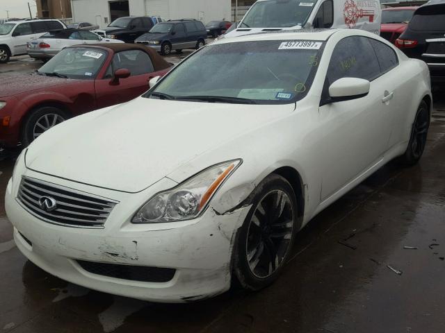 JNKCV64E58M131435 - 2008 INFINITI G37 BASE WHITE photo 2