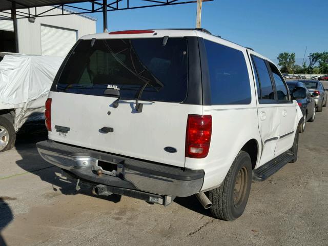 1FMRU1766WLC40037 - 1998 FORD EXPEDITION WHITE photo 4