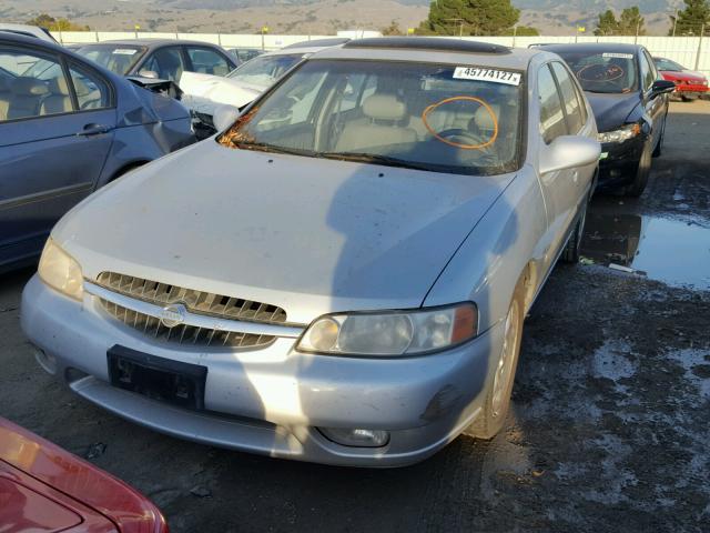 1N4DL01A21C129332 - 2001 NISSAN ALTIMA GXE SILVER photo 2