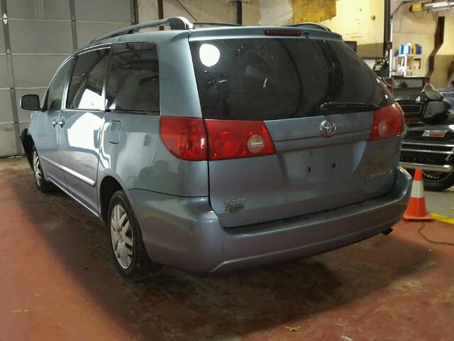 5TDZK23C47S010654 - 2007 TOYOTA SIENNA CE BLUE photo 3