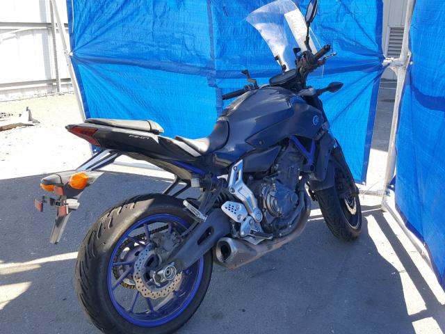 JYARM06Y6FA001273 - 2015 YAMAHA FZ07 C GRAY photo 4