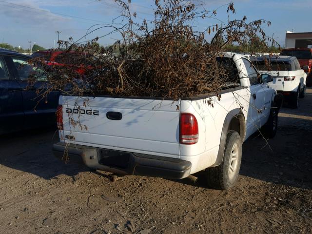 1B7FL16X82S712498 - 2002 DODGE DAKOTA BAS WHITE photo 4