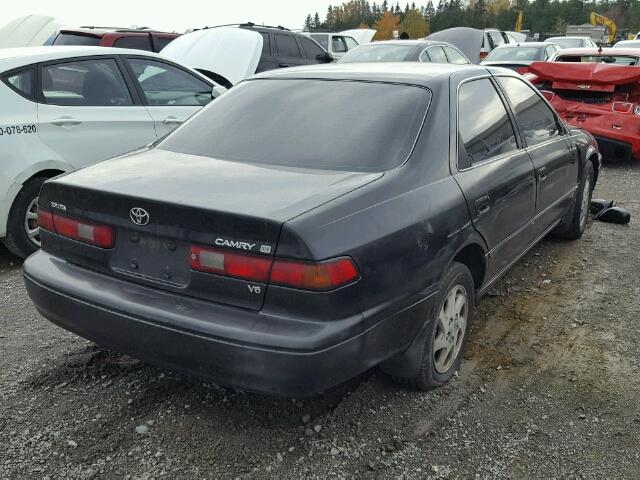 JT2BF22K5W0128060 - 1998 TOYOTA CAMRY CE BLACK photo 4