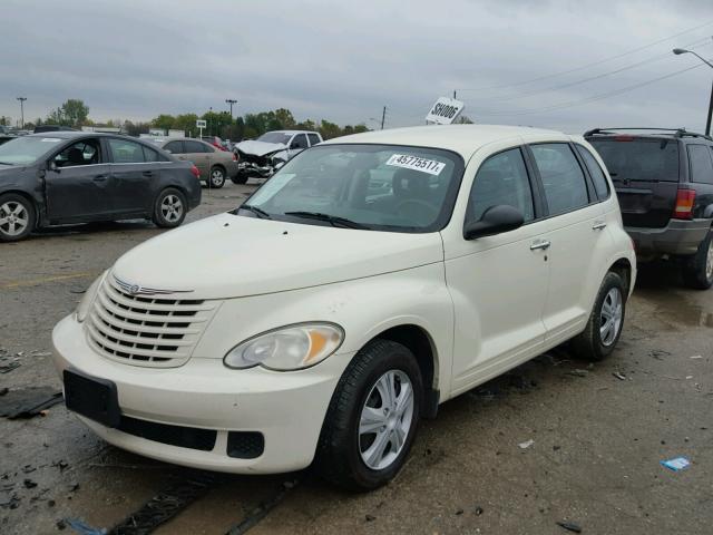 3A8FY48B68T103477 - 2008 CHRYSLER PT CRUISER WHITE photo 2