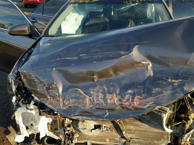 4T1BF1FK5FU490616 - 2015 TOYOTA CAMRY LE ნაცრისფერი ფოტო 7