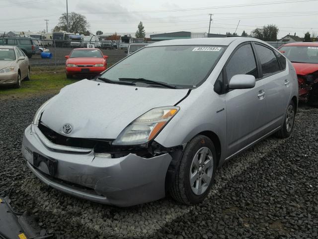 JTDKB20U683381297 - 2008 TOYOTA PRIUS SILVER photo 2