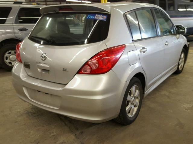 3N1BC1CP4BL508091 - 2011 NISSAN VERSA SILVER photo 4