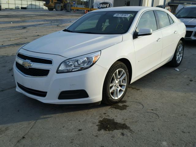 1G11C5SA9DF337406 - 2013 CHEVROLET MALIBU 1LT WHITE photo 2