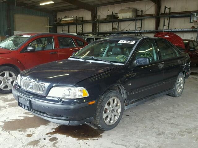 YV1VS2529YF429145 - 2000 VOLVO S40 BLUE photo 2