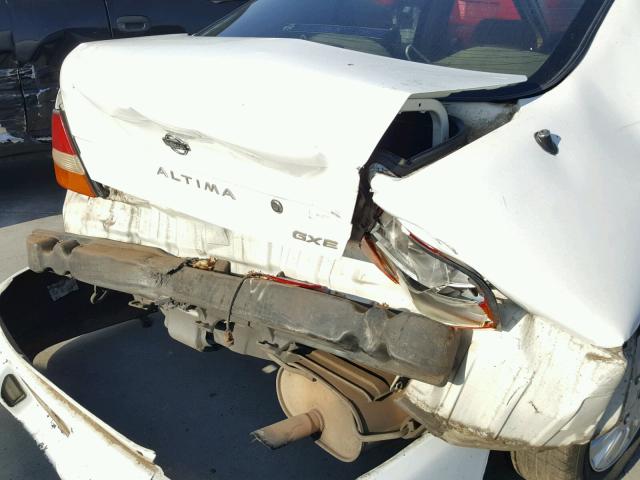 1N4DL01D0WC127774 - 1998 NISSAN ALTIMA XE WHITE photo 9