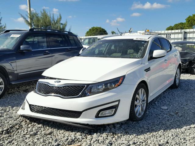 5XXGN4A7XFG515999 - 2015 KIA OPTIMA EX WHITE photo 2