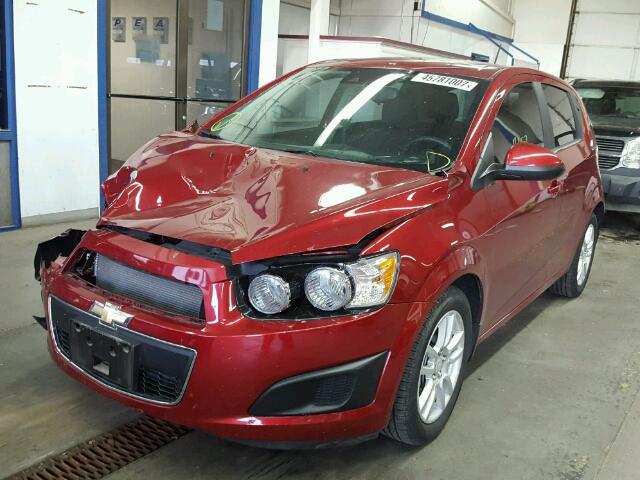 1G1JC6SB9F4159879 - 2015 CHEVROLET SONIC LT RED photo 2