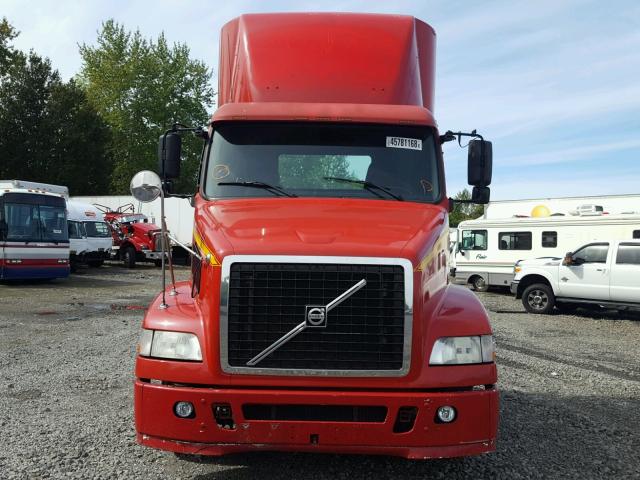 4V4MC9GH34N356917 - 2004 VOLVO VN VNM RED photo 9