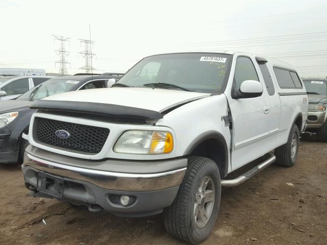 2FTRX18W42CA28736 - 2002 FORD F150 WHITE photo 2