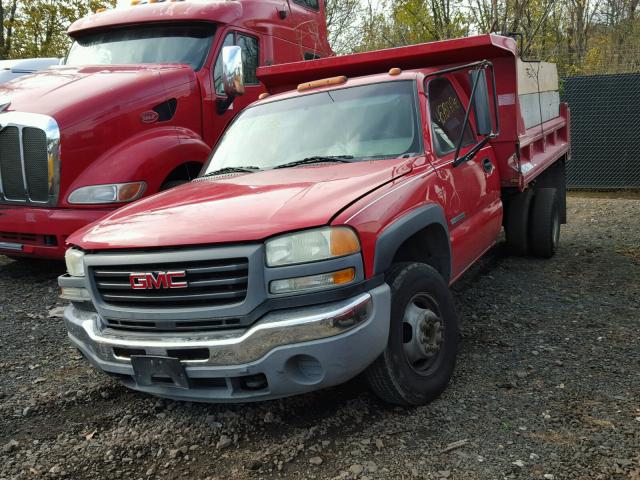 1GDJC34U03E339466 - 2003 GMC NEW SIERRA RED photo 2