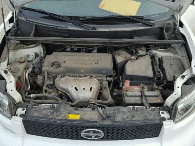 JTLKE50E391063608 - 2009 TOYOTA SCION XB WHITE photo 7