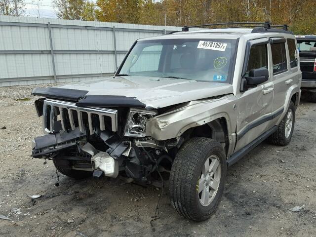 1J8HG48NX8C127508 - 2008 JEEP COMMANDER TAN photo 2