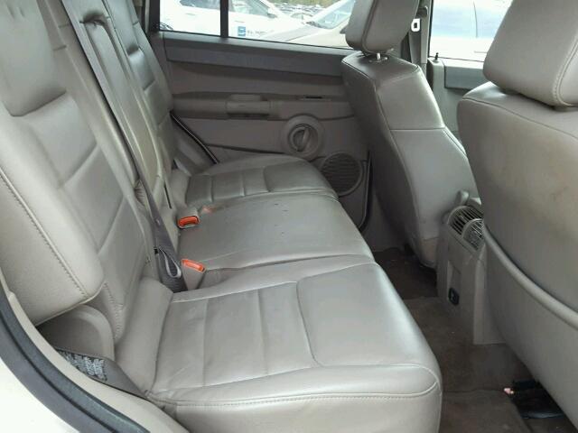 1J8HG48NX8C127508 - 2008 JEEP COMMANDER TAN photo 6