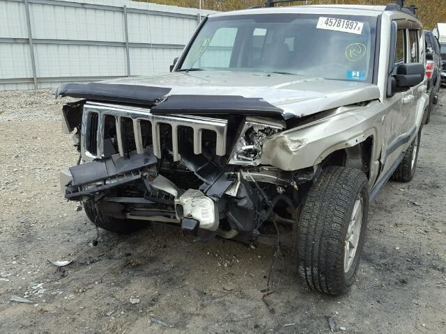 1J8HG48NX8C127508 - 2008 JEEP COMMANDER TAN photo 9