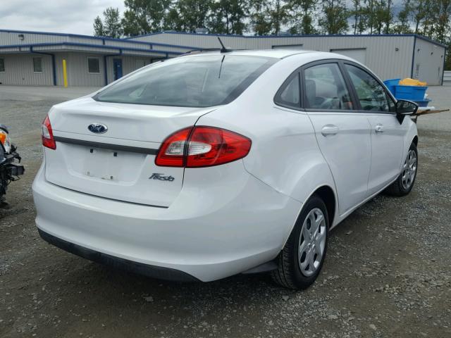 3FADP4AJ9CM129051 - 2012 FORD FIESTA S WHITE photo 4