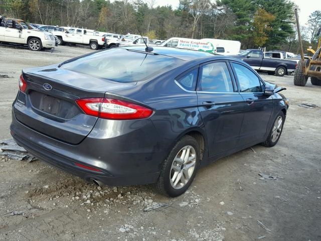 3FA6P0H76GR252326 - 2016 FORD FUSION SE GRAY photo 4