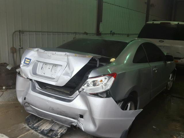 2HGFG12818H527908 - 2008 HONDA CIVIC EX SILVER photo 4