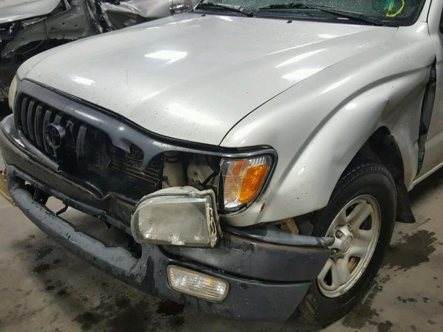 5TENL42N92Z062030 - 2002 TOYOTA TACOMA SILVER photo 9