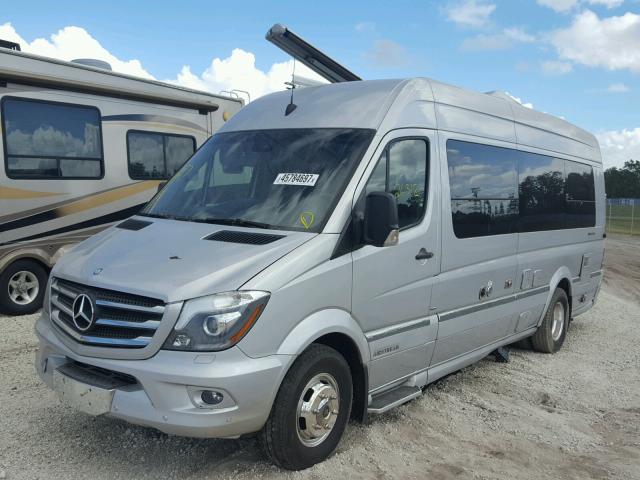 WD3PF4CD5E5876571 - 2014 MERCEDES-BENZ SPRINTER 3 SILVER photo 2