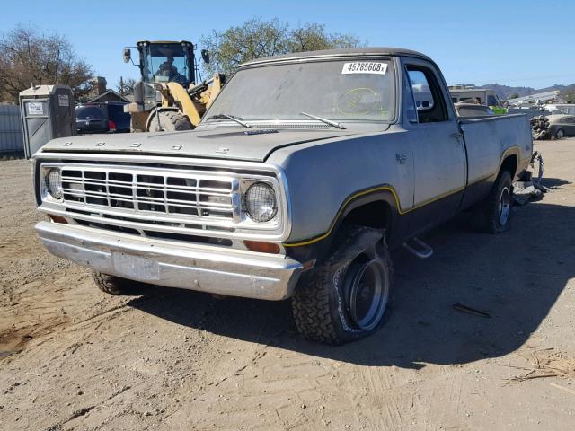 W14AE2S550396 - 1972 DODGE D-100 GREEN photo 2