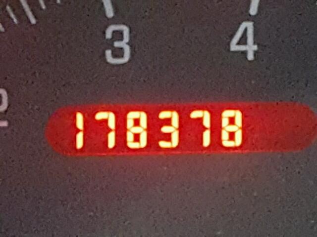 1G2NF52E64M698353 - 2004 PONTIAC GRAND AM S ნაცრისფერი ფოტო 8