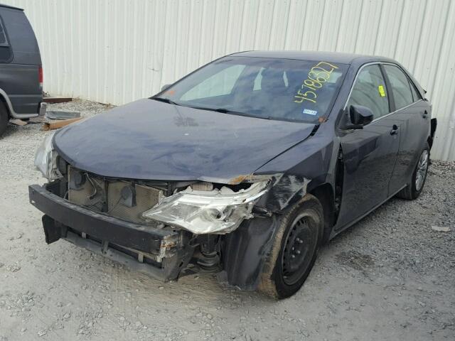 4T4BF1FK9CR198761 - 2012 TOYOTA CAMRY BASE GRAY photo 2