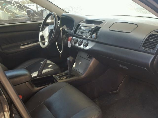 4T1BE30K35U395980 - 2005 TOYOTA CAMRY LE შავი ფოტო 5