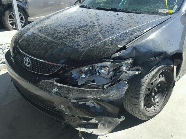 4T1BE30K35U395980 - 2005 TOYOTA CAMRY LE შავი ფოტო 9