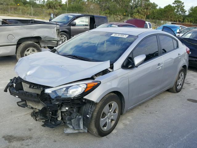 KNAFX4A63G5543191 - 2016 KIA FORTE LX SILVER photo 2