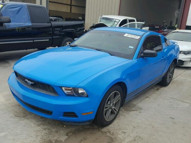 1ZVBP8ANXA5173569 - 2010 FORD MUSTANG BLUE photo 2