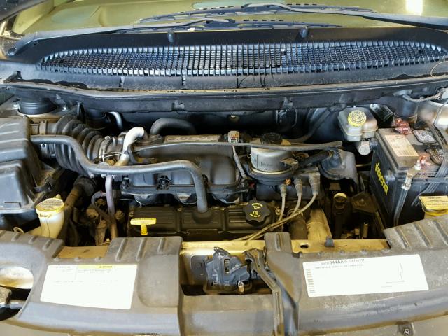 2C4GP54L15R468120 - 2005 CHRYSLER TOWN & COU TAN photo 7