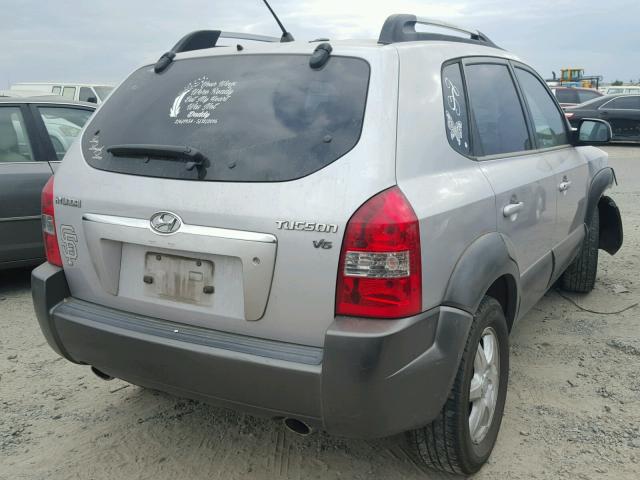 KM8JN12D95U118961 - 2005 HYUNDAI TUCSON GLS SILVER photo 4