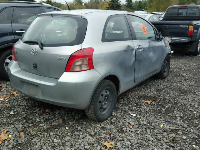 JTDJT923285196450 - 2008 TOYOTA YARIS SILVER photo 4