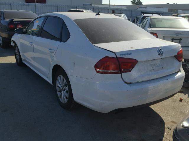 1VWAP7A34CC016283 - 2012 VOLKSWAGEN PASSAT S WHITE photo 3