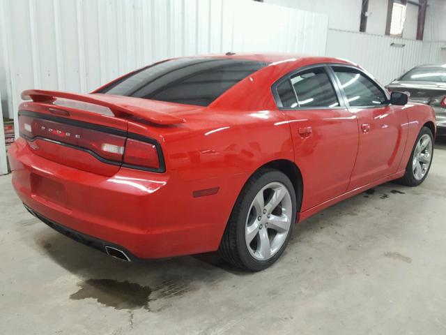 2C3CDXHG8EH122284 - 2014 DODGE CHARGER SX RED photo 4