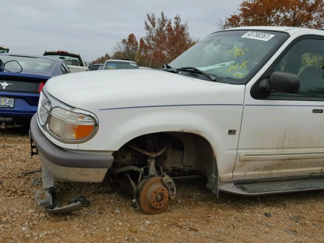 1FMDU35P7TUC88640 - 1996 FORD EXPLORER WHITE photo 9