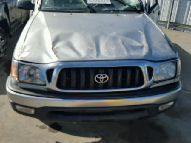 5TENL42N11Z876915 - 2001 TOYOTA TACOMA SILVER photo 7