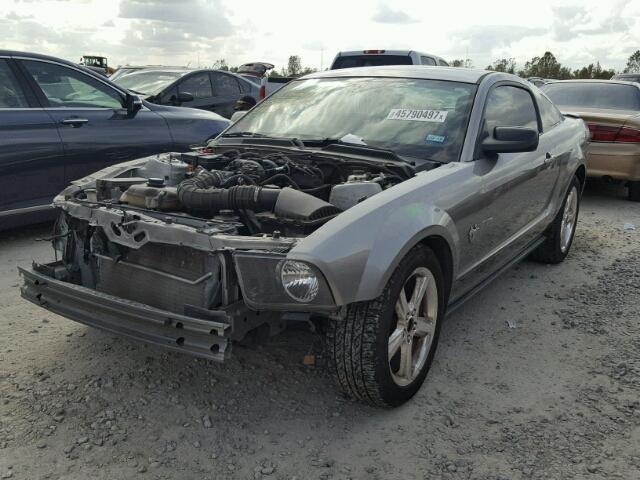 1ZVHT80N995114337 - 2009 FORD MUSTANG GRAY photo 2