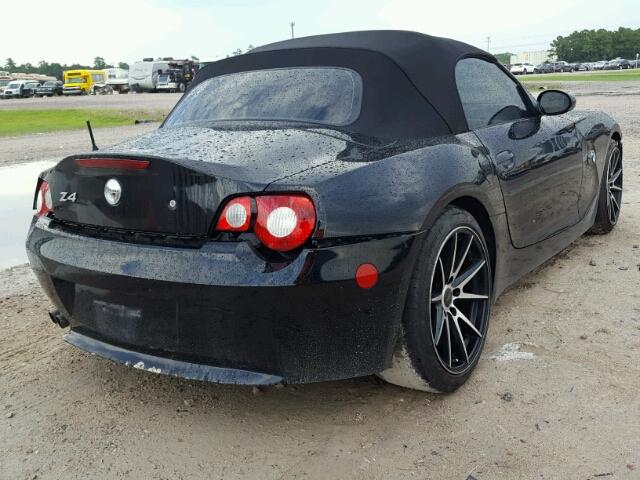 4USBT33515LR70366 - 2005 BMW Z4 2.5 BLACK photo 4