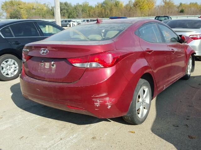 5NPDH4AE4DH226191 - 2013 HYUNDAI ELANTRA GL RED photo 4