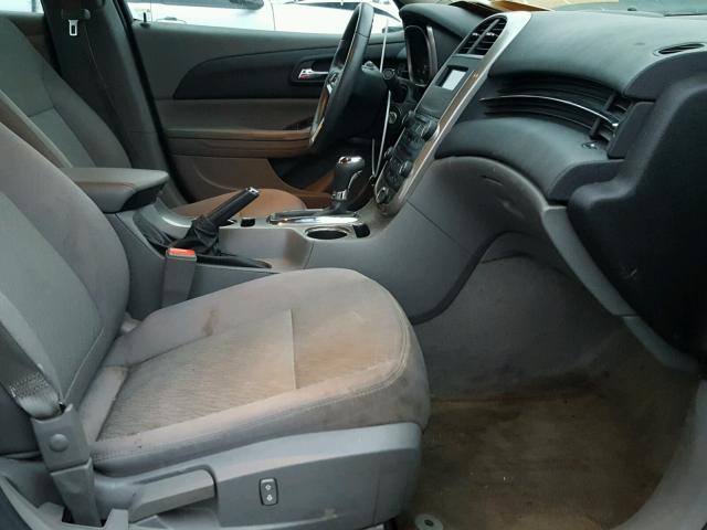 1G11B5SL1EF210882 - 2014 CHEVROLET MALIBU LS შავი ფოტო 5