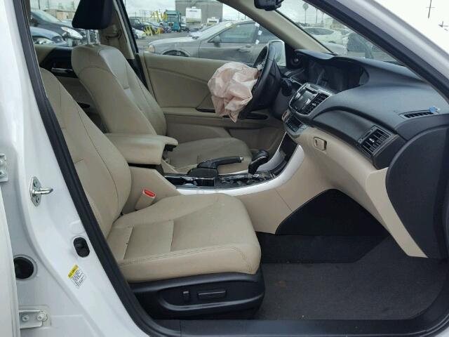 1HGCR2F80EA169899 - 2014 HONDA ACCORD EXL WHITE photo 5